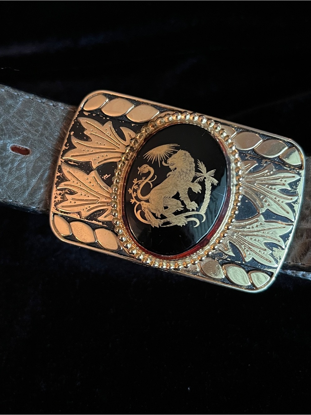 Nicona Belt Co Leather Olive Green Western Belt w/ Gold Lion Buckle Sz 40
